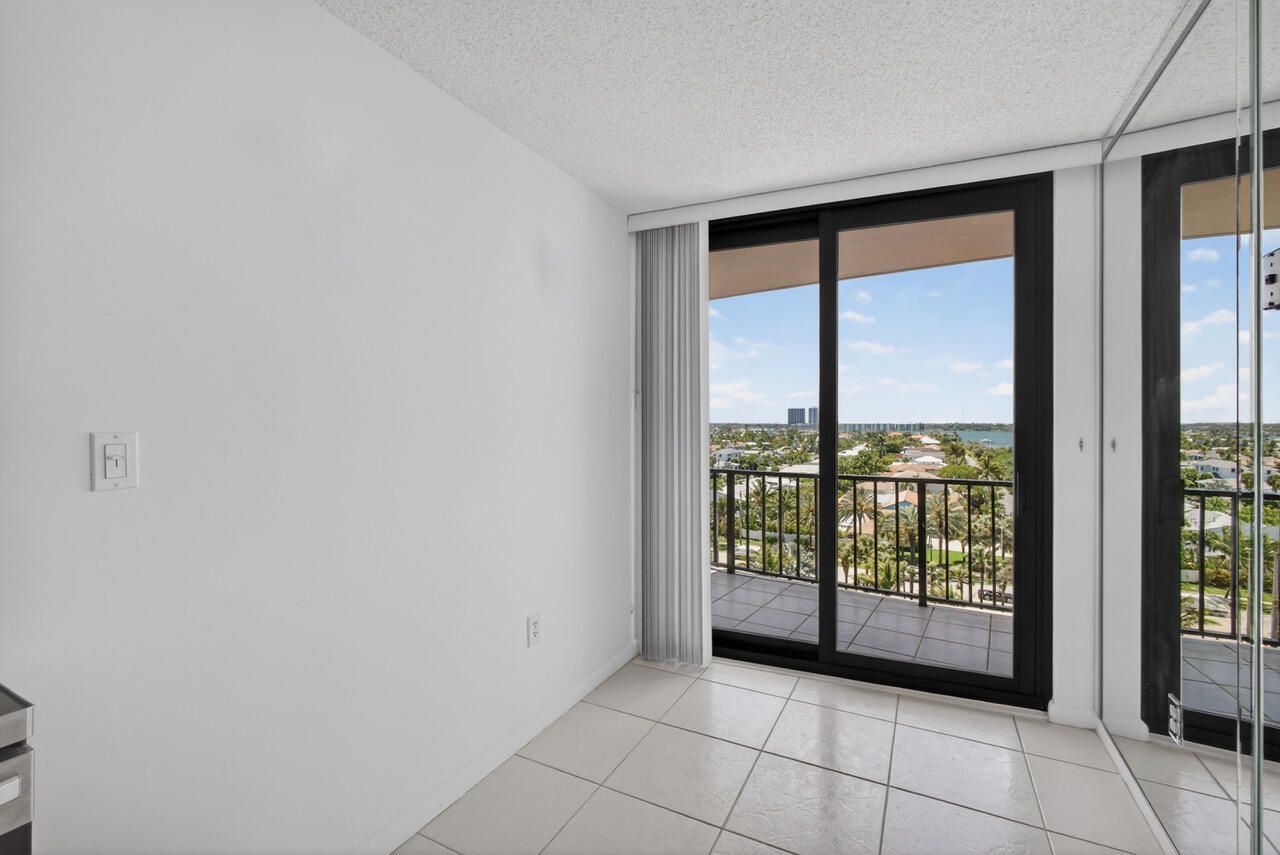 4200 N Ocean Drive, Unit 2-804, Singer Island, FL 33404 Photo