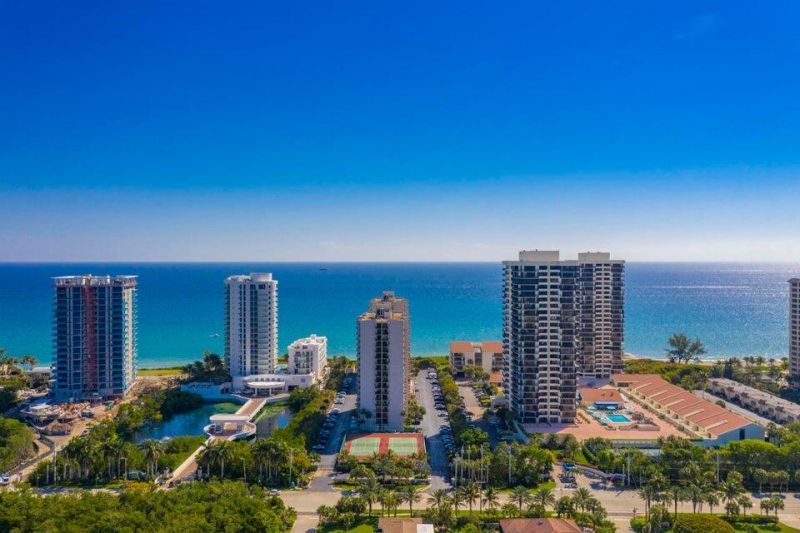 4200 N Ocean Drive, Unit 2-804, Singer Island, FL 33404 Photo