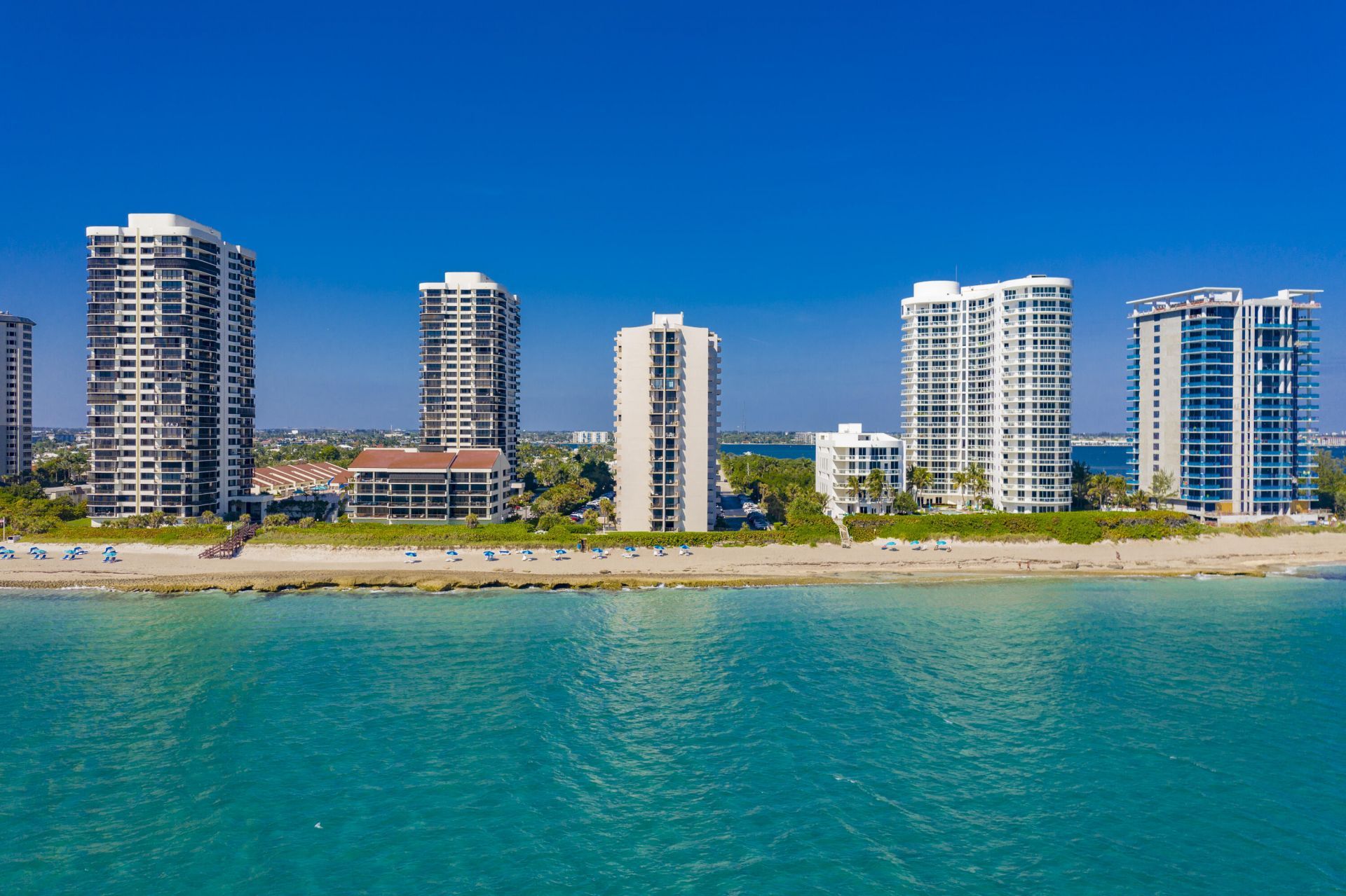 4200 N Ocean Drive, Unit 2-804, Singer Island, FL 33404 Photo