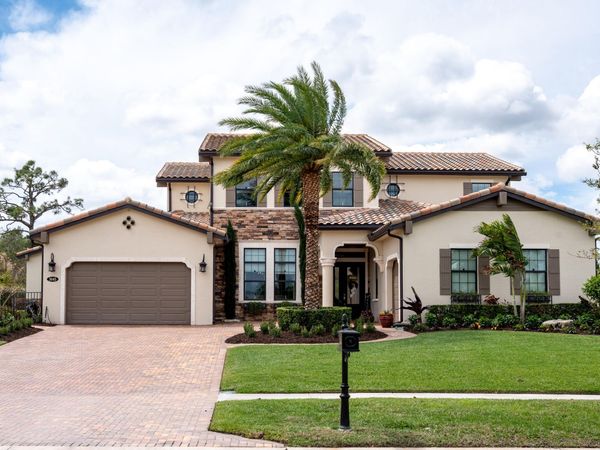 3045 NW Radcliffe Way, Palm City, FL 34990