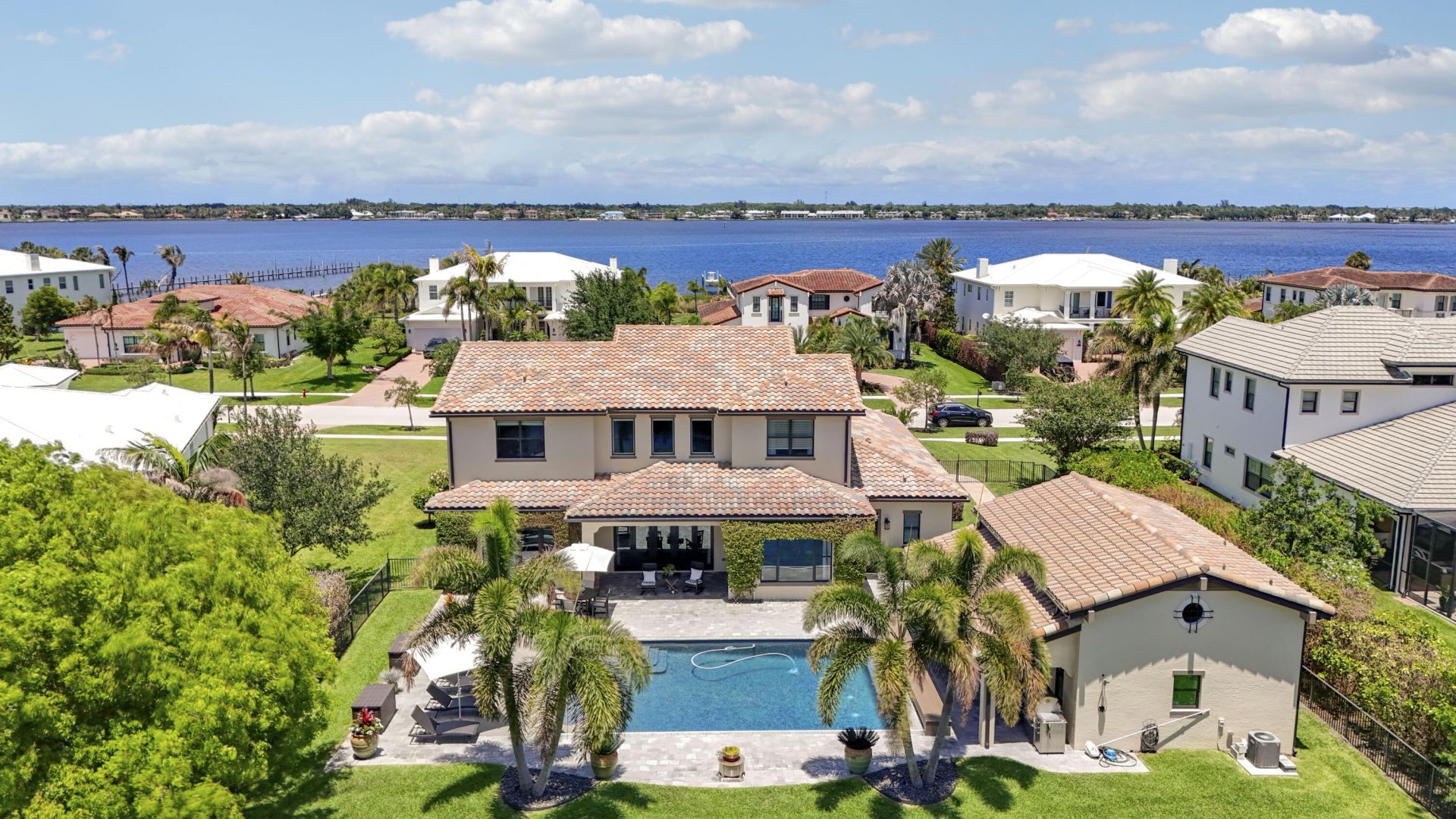 3045 NW Radcliffe Way, Palm City, FL 34990 Photo