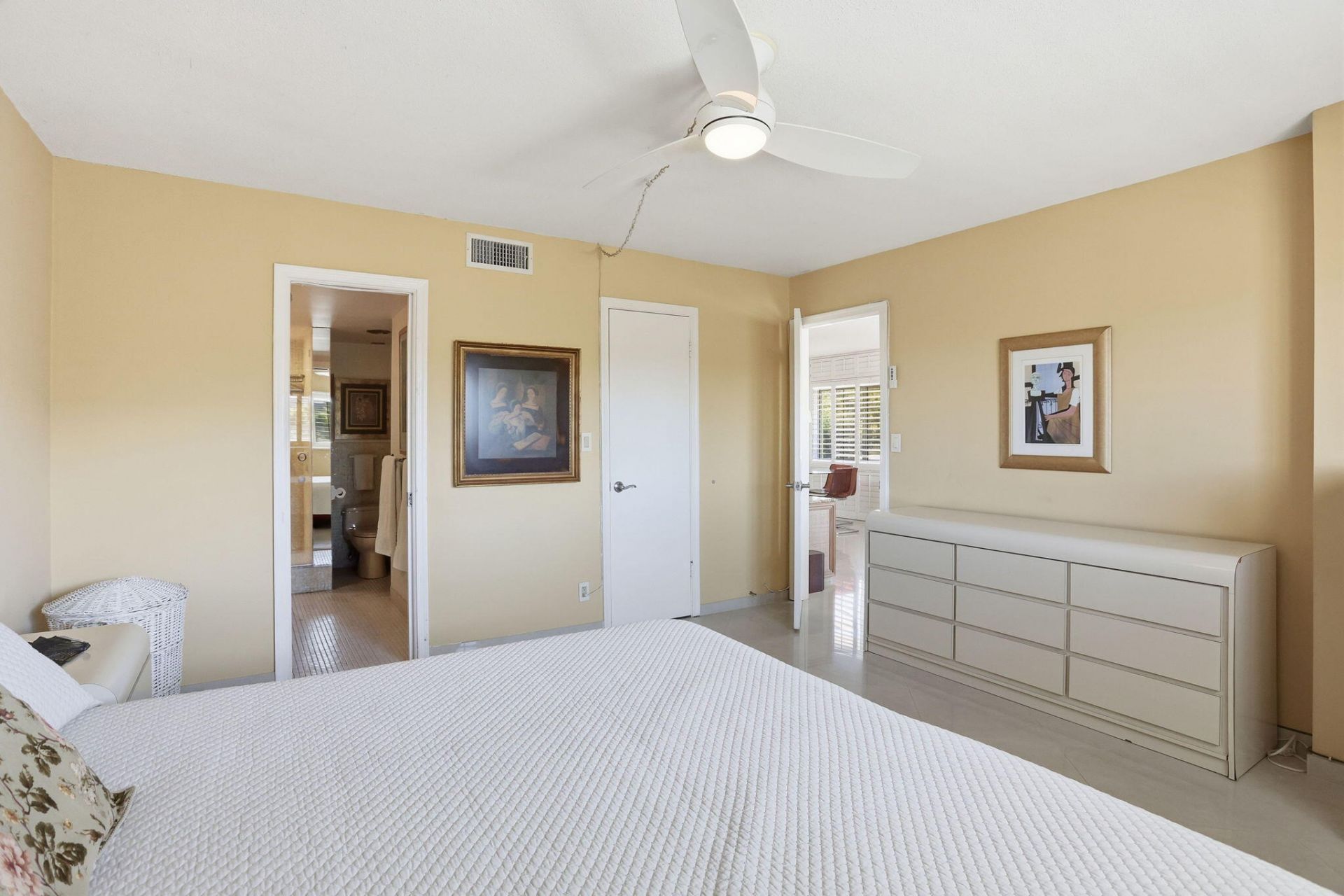 750 NE Spanish River Boulevard, Unit 201, Boca Raton, FL 33431 Photo