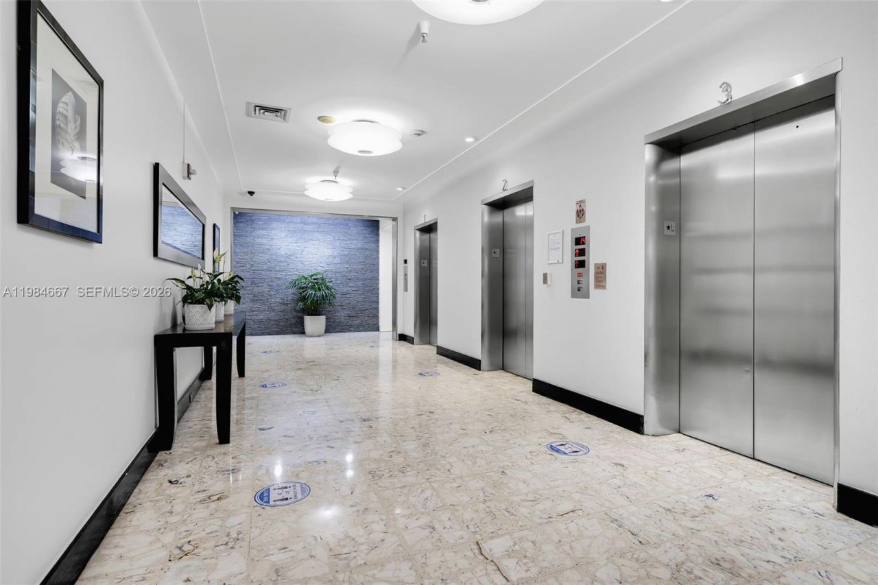 1200 West Ave , Unit 308, Miami Beach, FL 33139 Photo