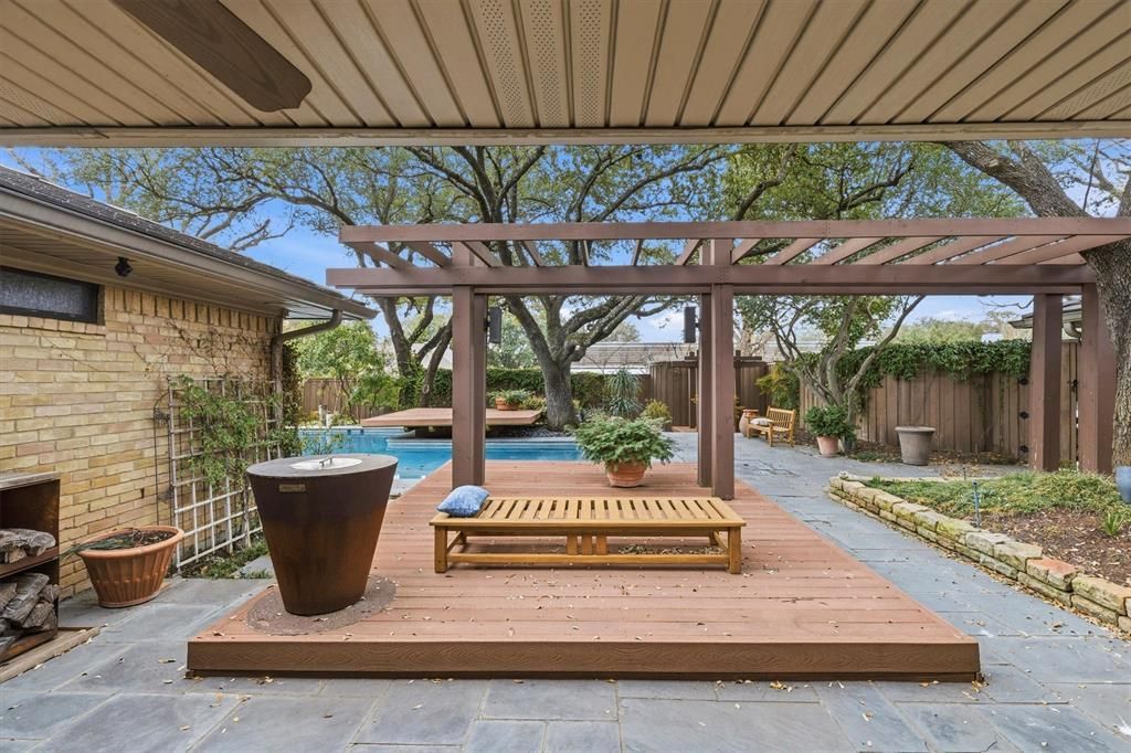 6720 Regalbluff Drive, Dallas, TX 75248 Main Photo