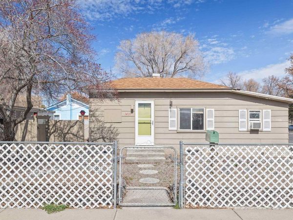 1437 4th Ave E, Twin Falls, ID 83301