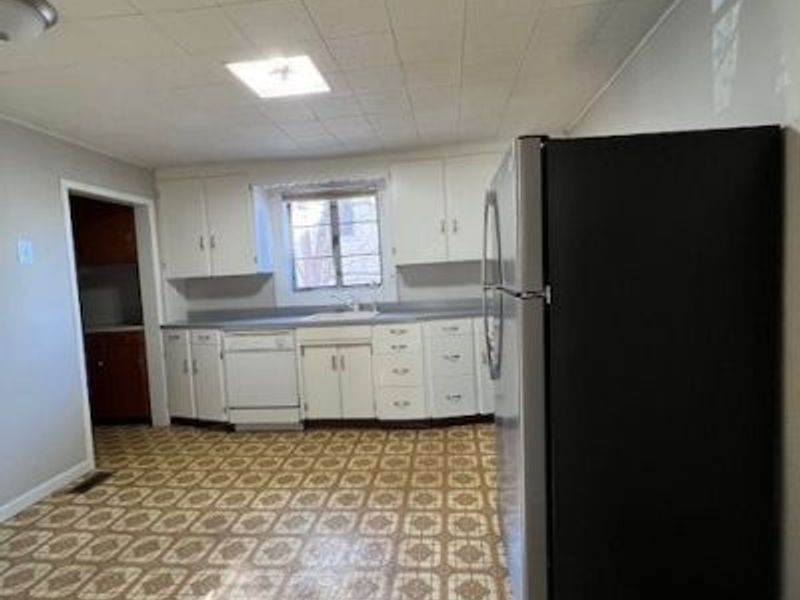 1636 Gibbs Avenue NE, Canton, OH 44705 Photo 5