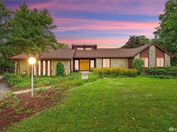 6725 Fishburg Road, Huber Heights, OH 45424