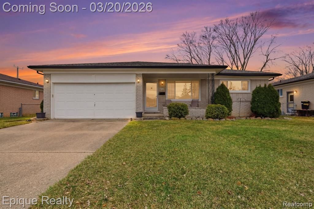 4272 Gunther Drive, Sterling Heights, MI 48310 Main Photo