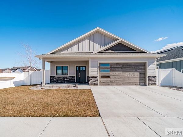 377 Glade Loop, IDAHO FALLS, ID 83404