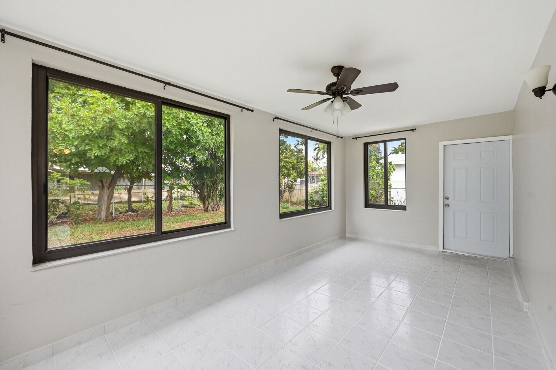 2141 NW 73rd Avenue, Sunrise, FL 33313 Photo