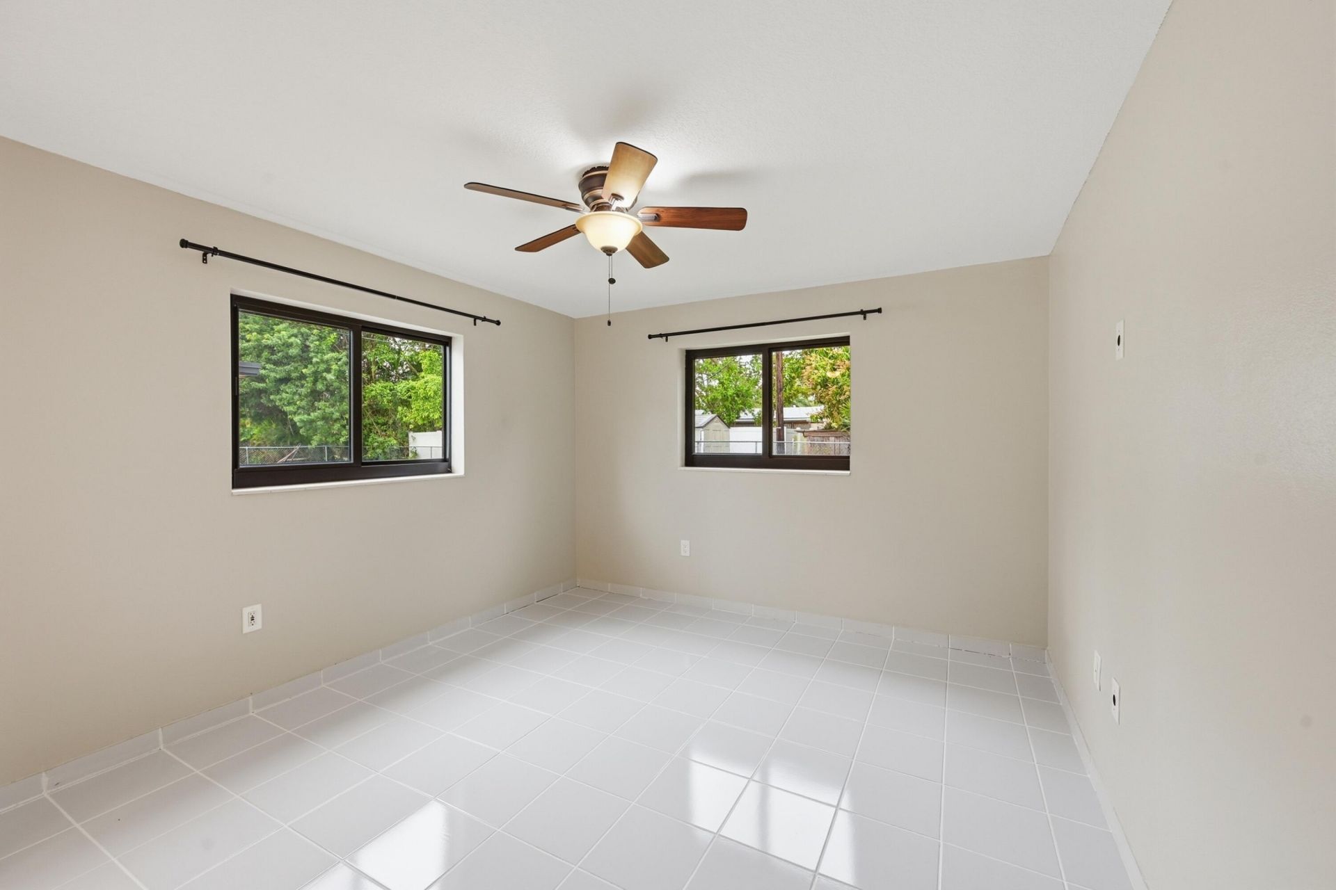 2141 NW 73rd Avenue, Sunrise, FL 33313 Photo