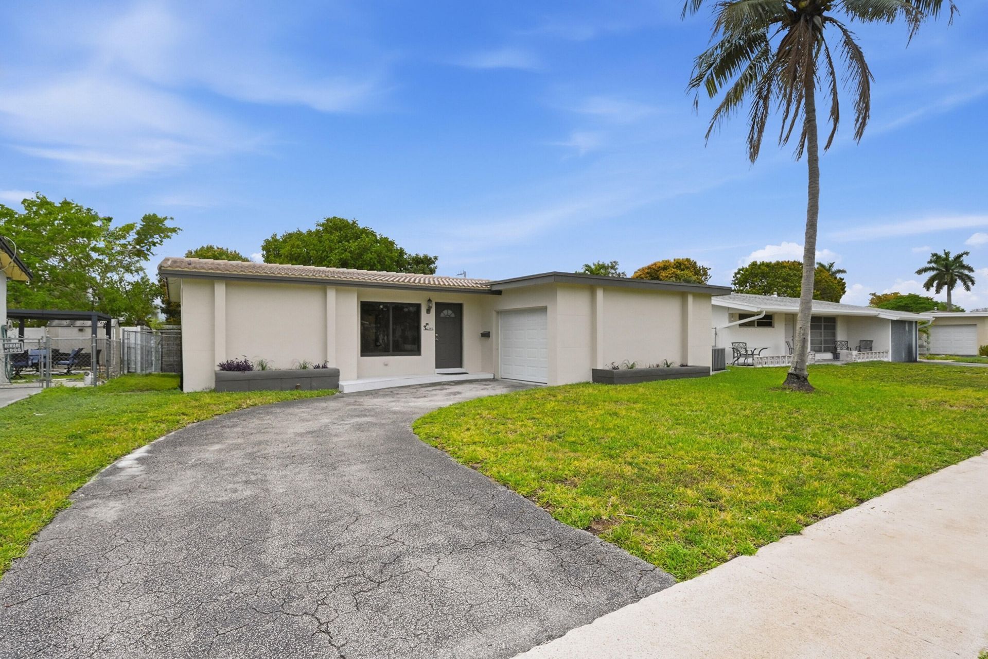 2141 NW 73rd Avenue, Sunrise, FL 33313 Photo