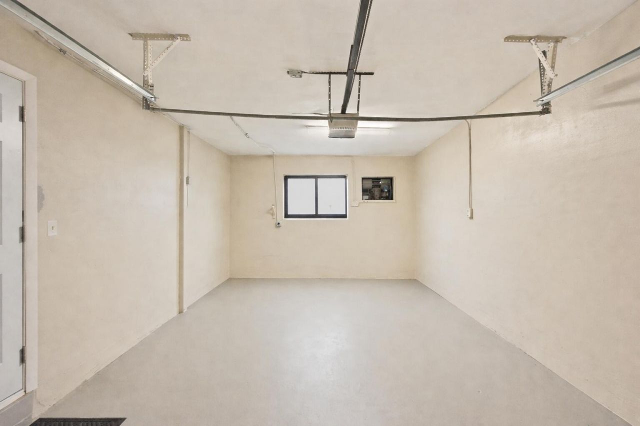 2141 NW 73rd Avenue, Sunrise, FL 33313 Photo