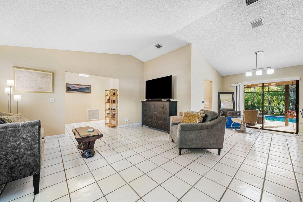 1510 Firethorn Drive, Wellington, FL 33414 Photo