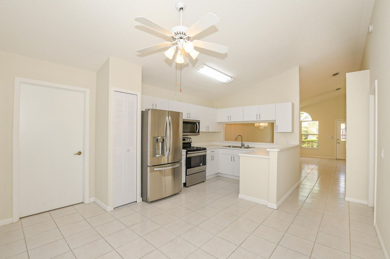 1121 NW Lombardy Drive, Port Saint Lucie, FL 34986 Photo