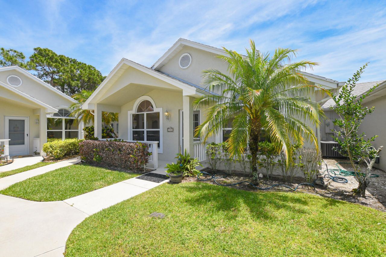 1121 NW Lombardy Drive, Port Saint Lucie, FL 34986 Photo