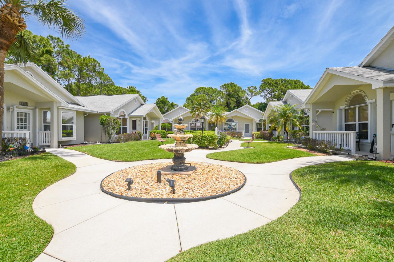 1121 NW Lombardy Drive, Port Saint Lucie, FL 34986 Photo