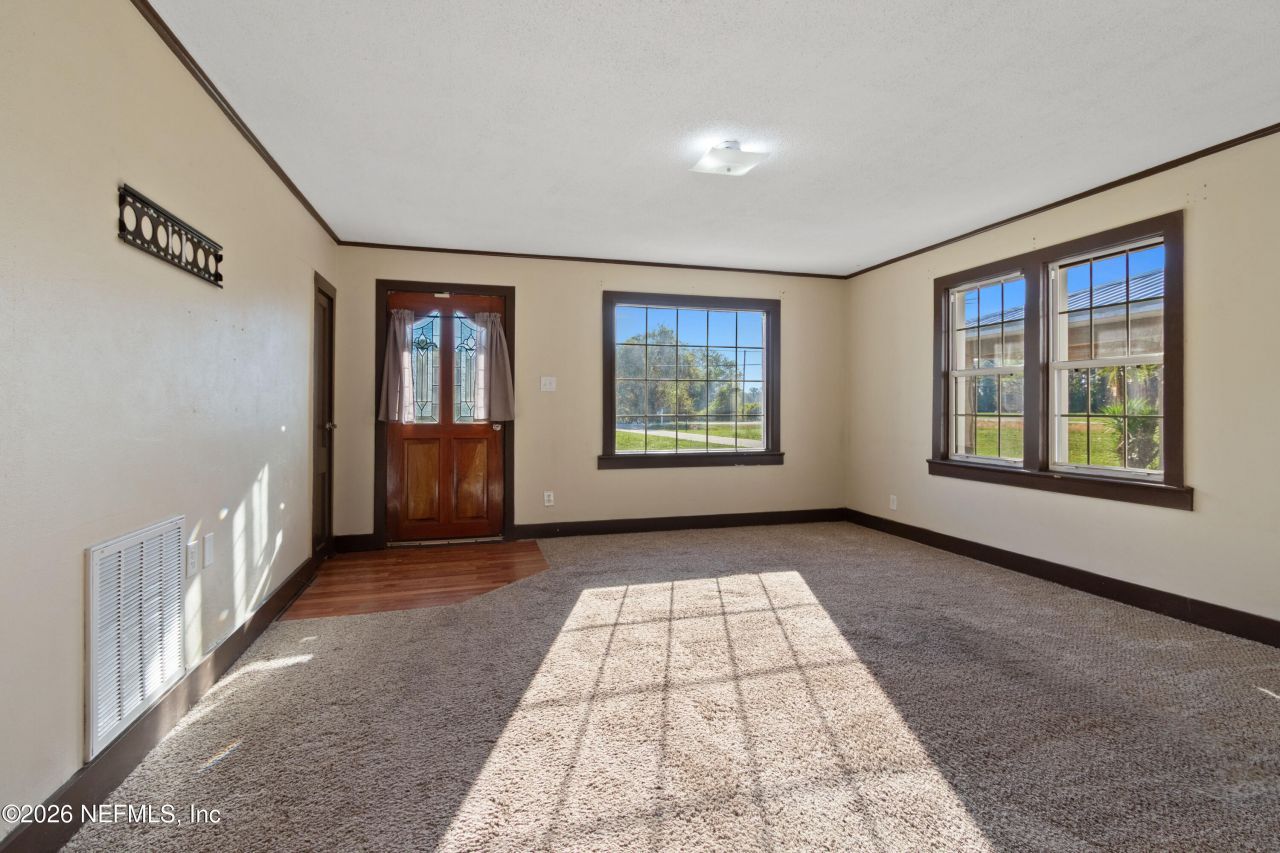 309 E River Road, East Palatka, FL 32131 Photo