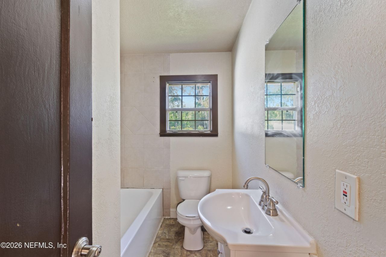 309 E River Road, East Palatka, FL 32131 Photo