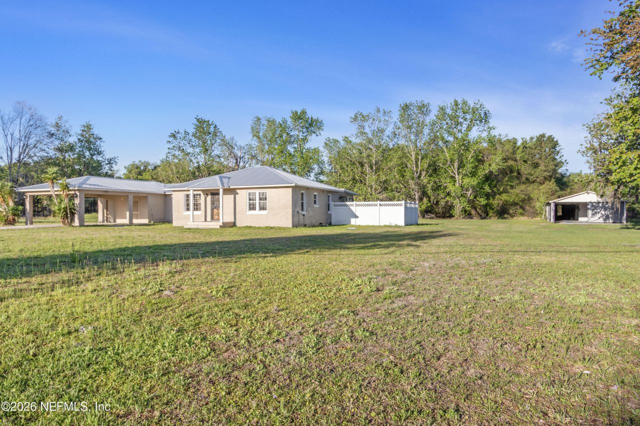 309 E River Road, East Palatka, FL 32131 Photo