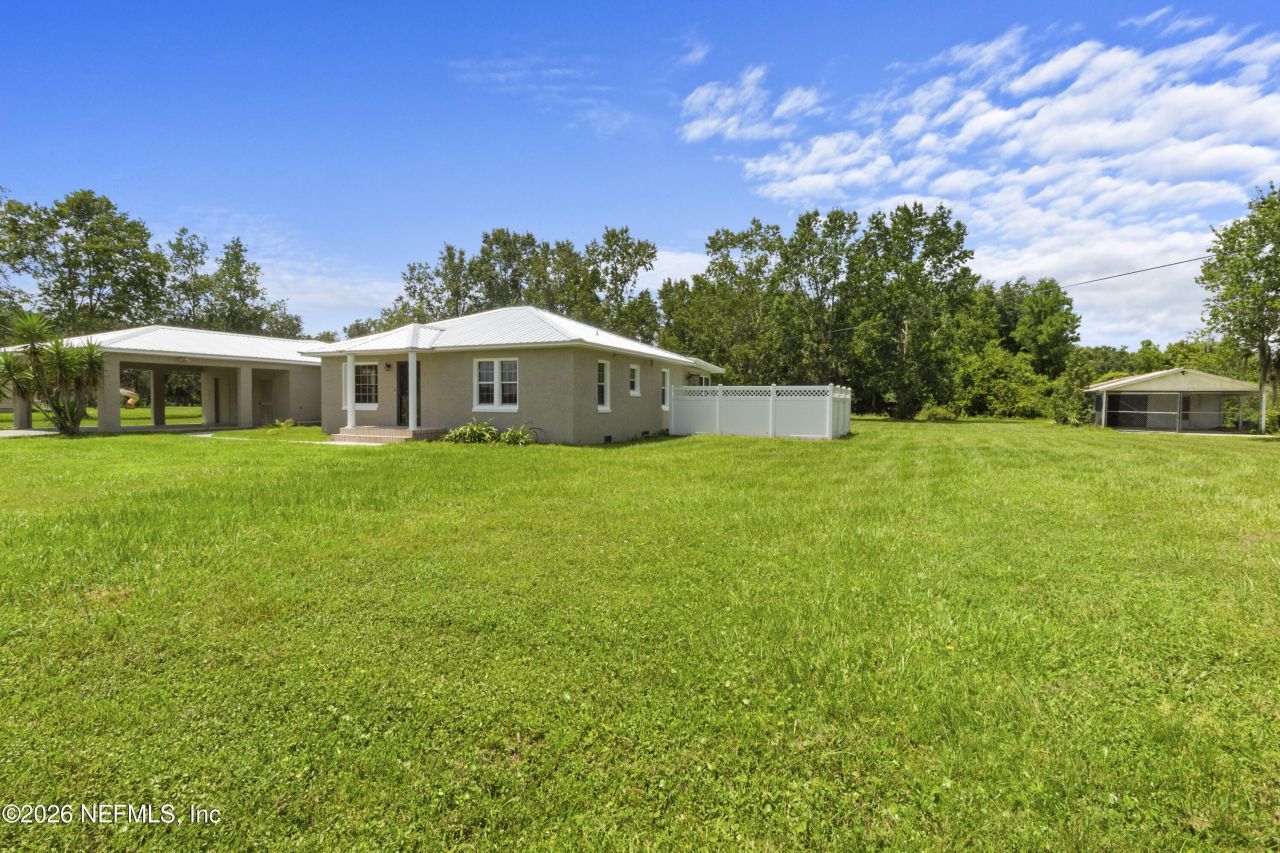309 E River Road, East Palatka, FL 32131 Photo