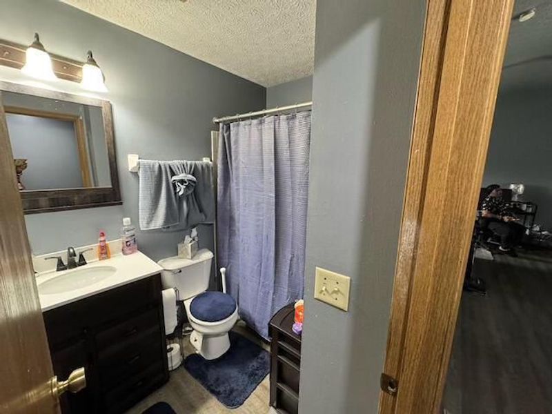 357 Chatterly Lane , Columbus, OH 43207 Photo 13