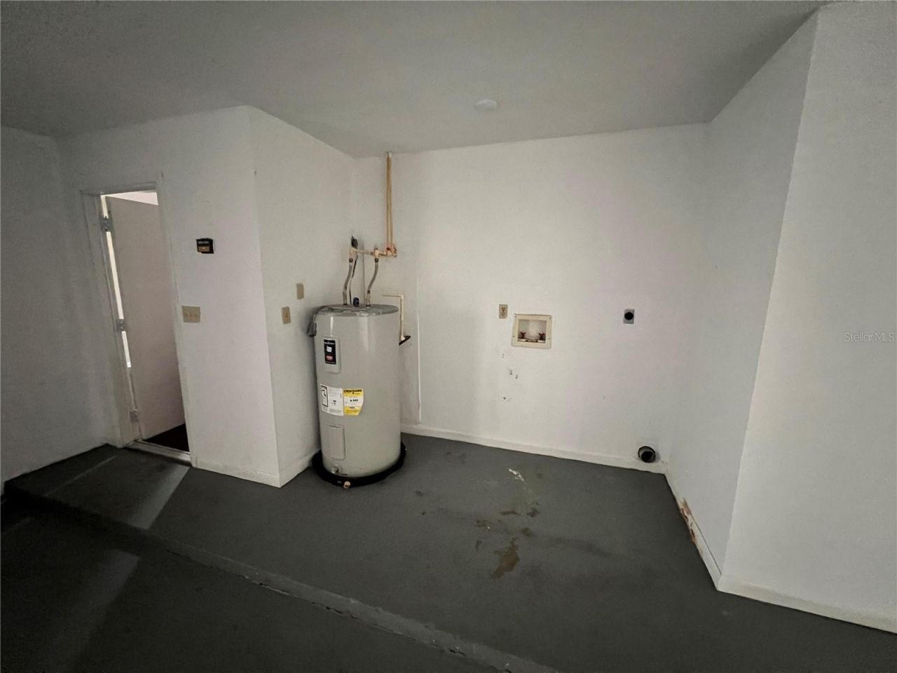 405 SW 43rd Lane, Cape Coral, FL 33914 Photo