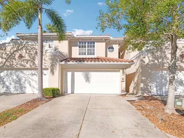 300 VALENCIA CIRCLE , ST PETERSBURG, FL 33716