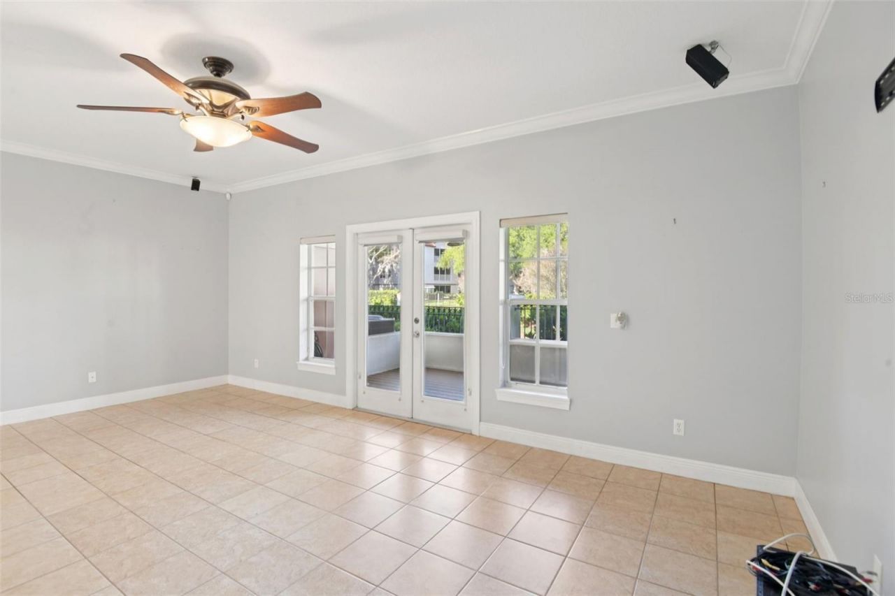 300 Valencia Circle , Saint Petersburg, FL 33716 Photo