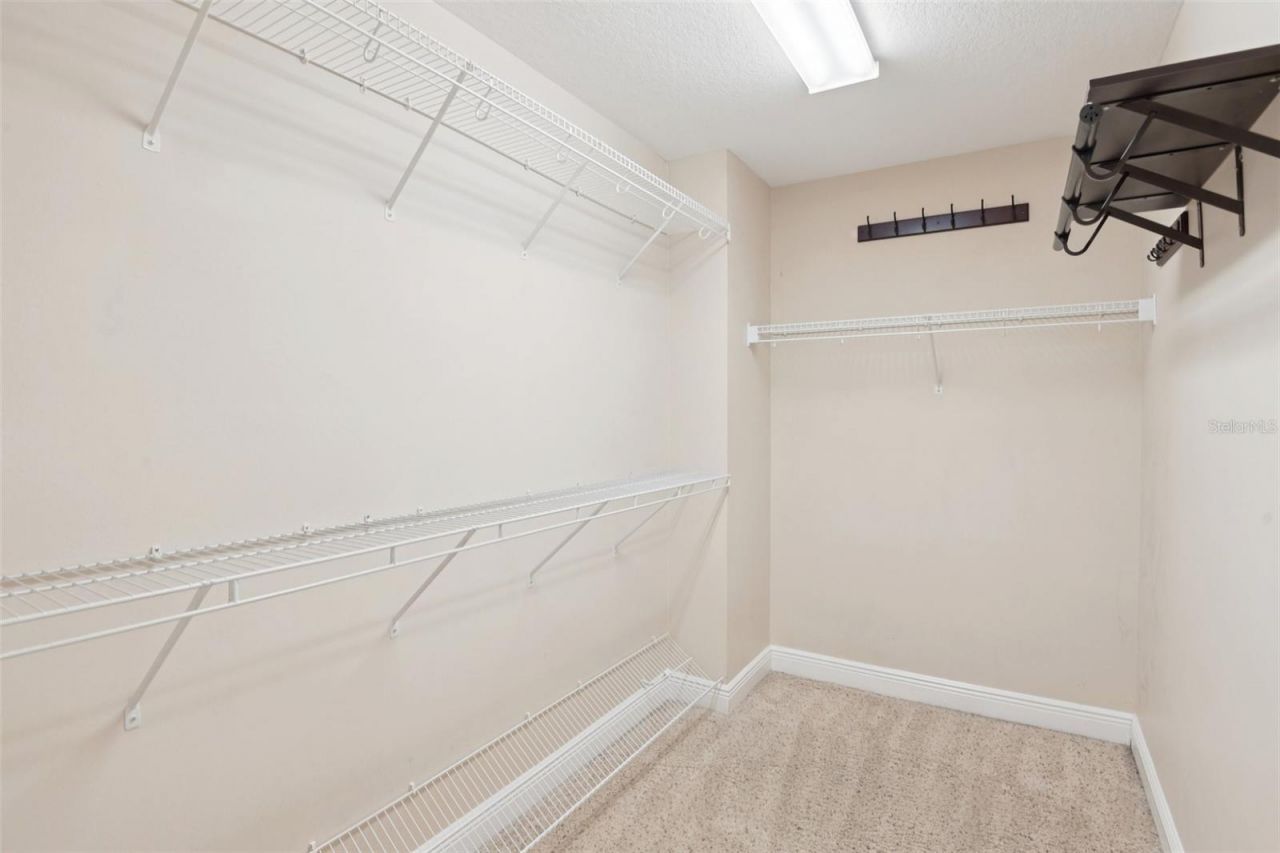 300 Valencia Circle , Saint Petersburg, FL 33716 Photo