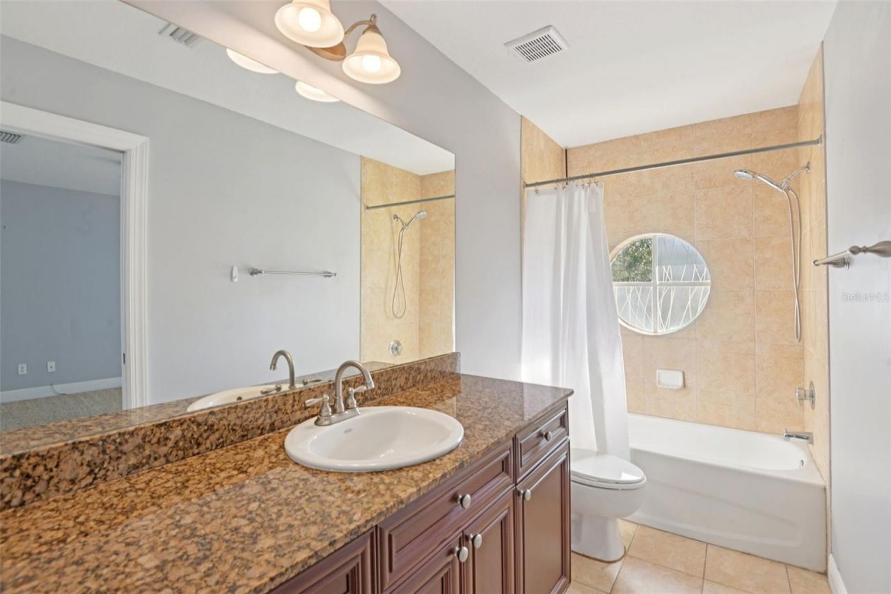 300 Valencia Circle , Saint Petersburg, FL 33716 Photo