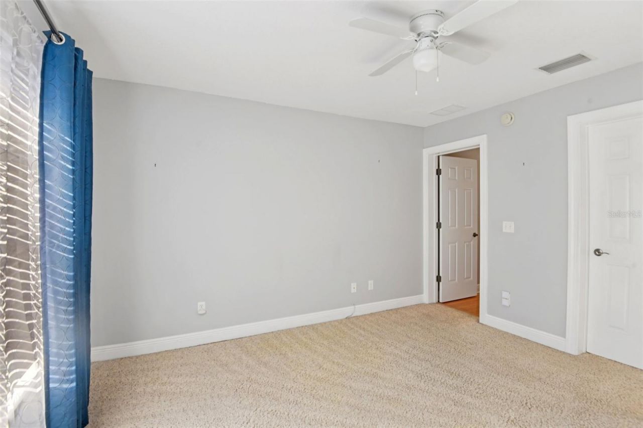 300 Valencia Circle , Saint Petersburg, FL 33716 Photo