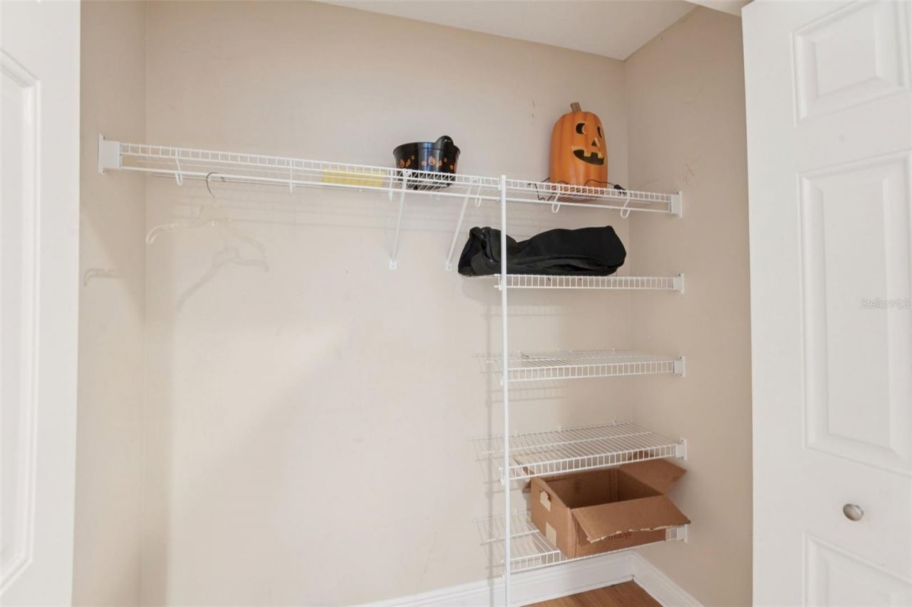 300 Valencia Circle , Saint Petersburg, FL 33716 Photo