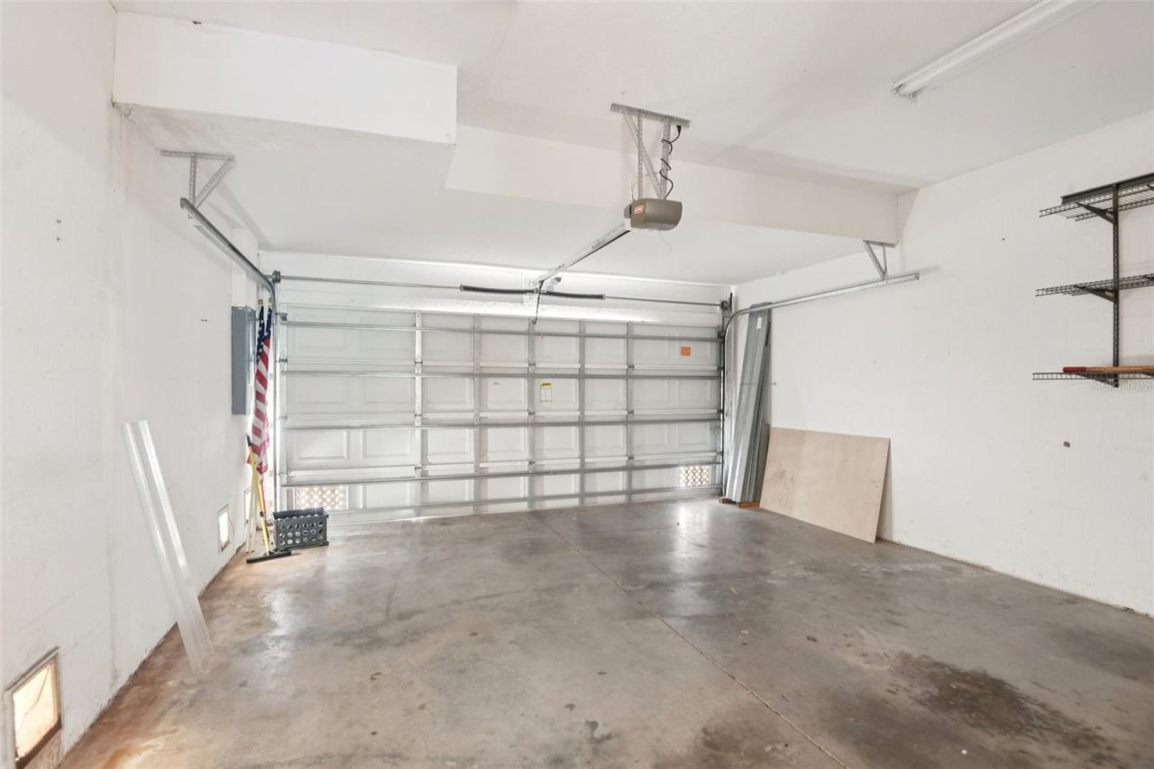 300 Valencia Circle , Saint Petersburg, FL 33716 Photo