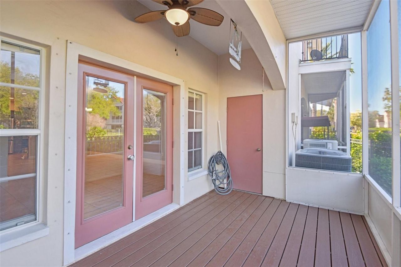 300 Valencia Circle , Saint Petersburg, FL 33716 Photo