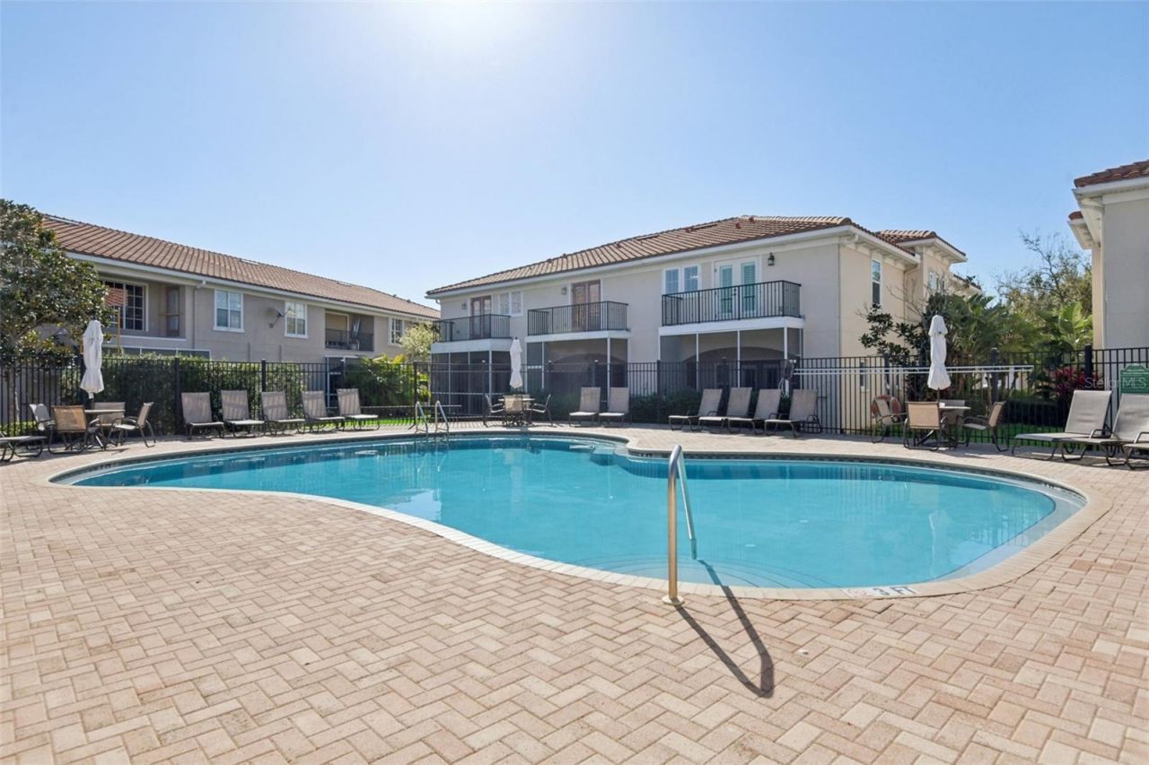 300 Valencia Circle , Saint Petersburg, FL 33716 Photo