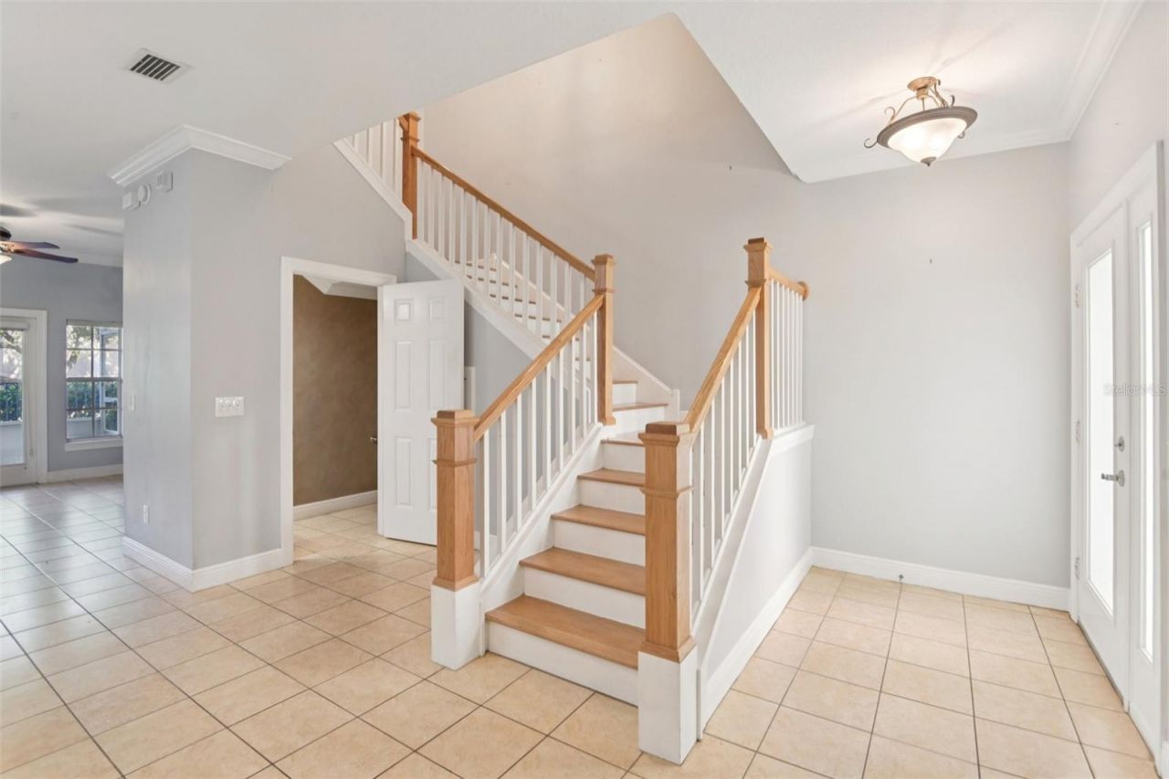 300 Valencia Circle , Saint Petersburg, FL 33716 Photo