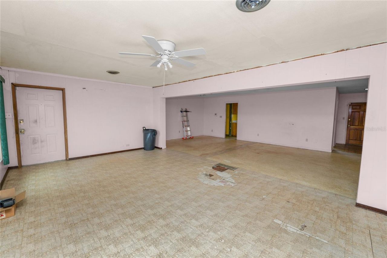 800 E Canfield Street , Avon Park, FL 33825 Photo