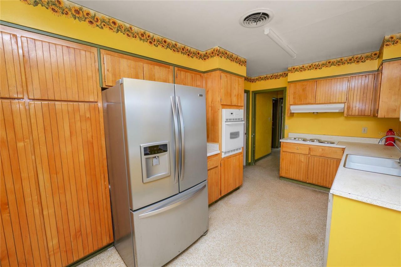 800 E Canfield Street , Avon Park, FL 33825 Photo