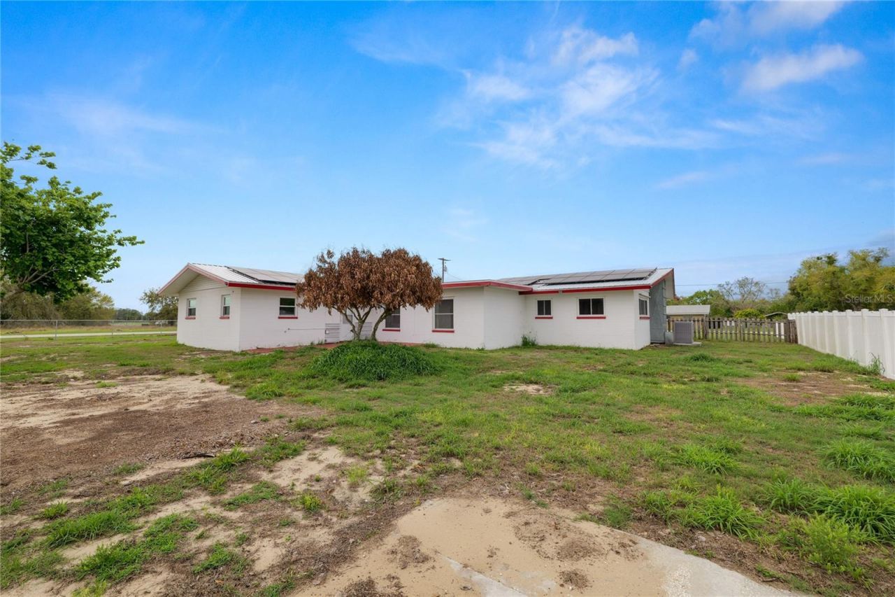 800 E Canfield Street , Avon Park, FL 33825 Photo