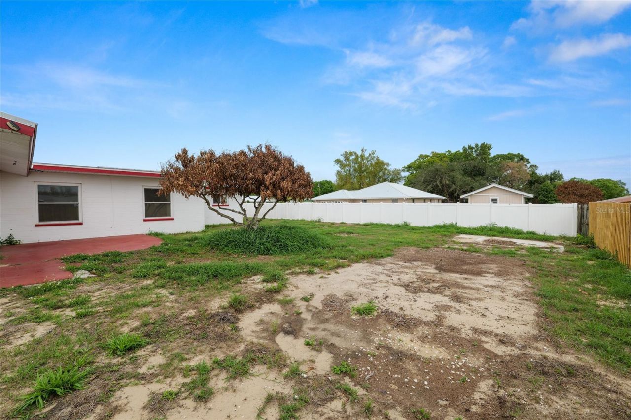 800 E Canfield Street , Avon Park, FL 33825 Photo