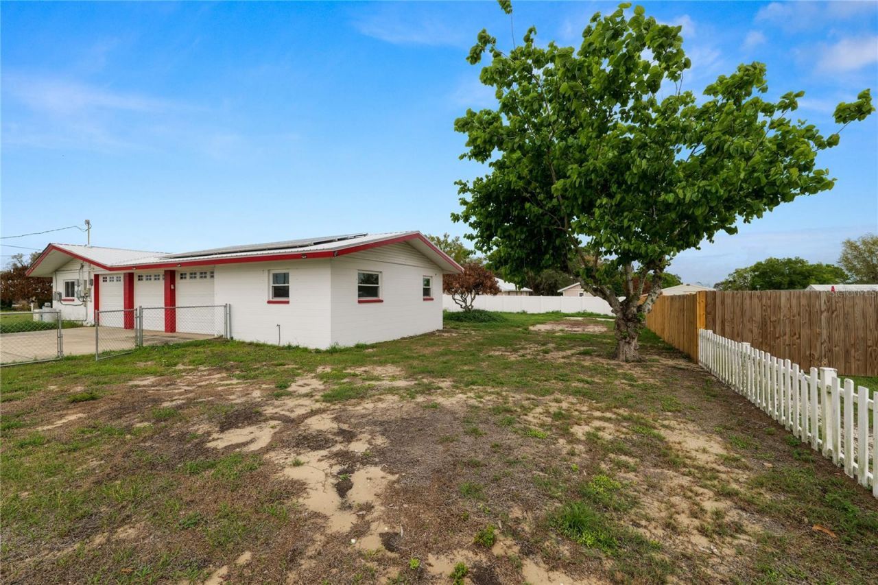 800 E Canfield Street , Avon Park, FL 33825 Photo