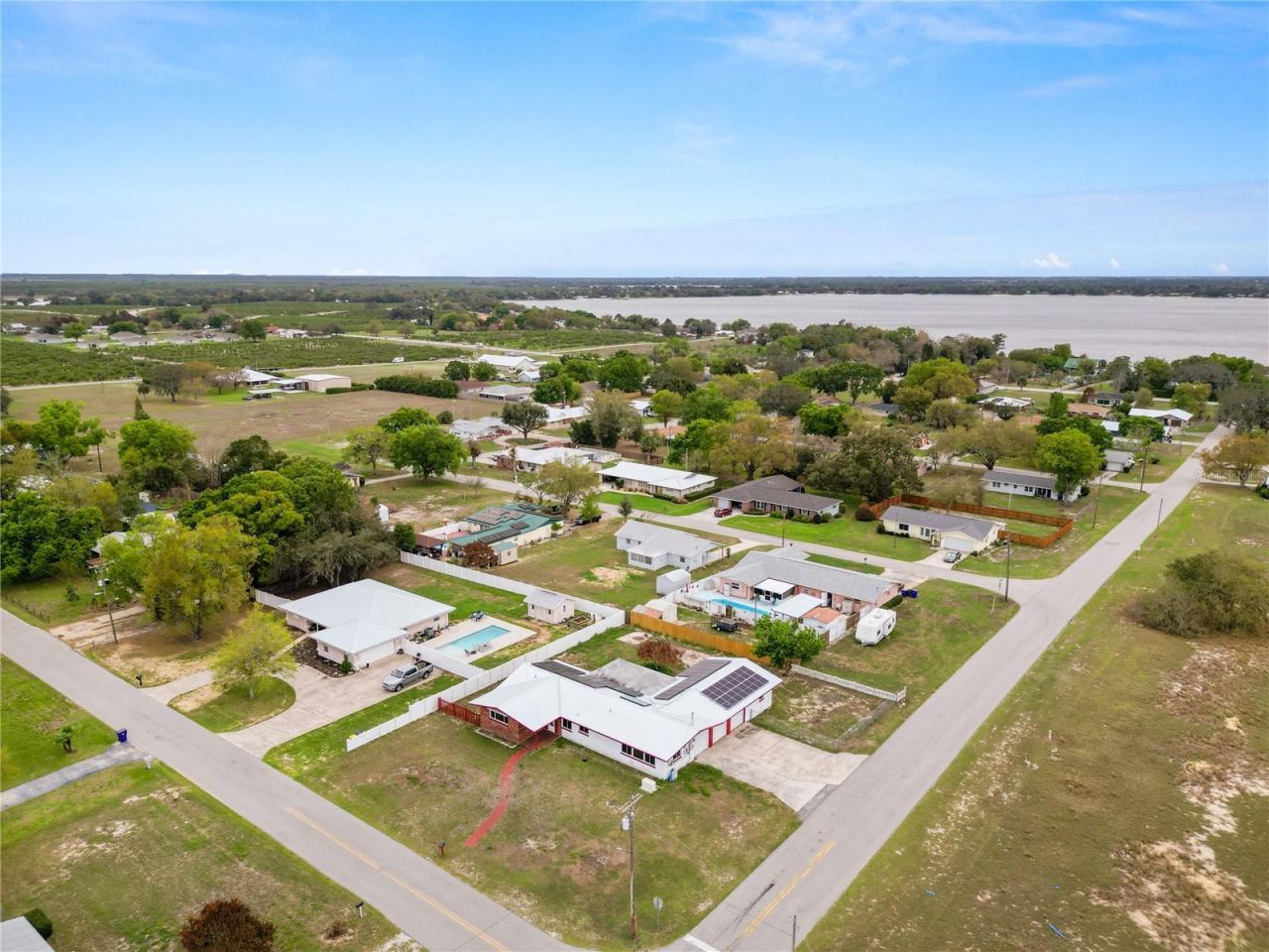 800 E Canfield Street , Avon Park, FL 33825 Photo