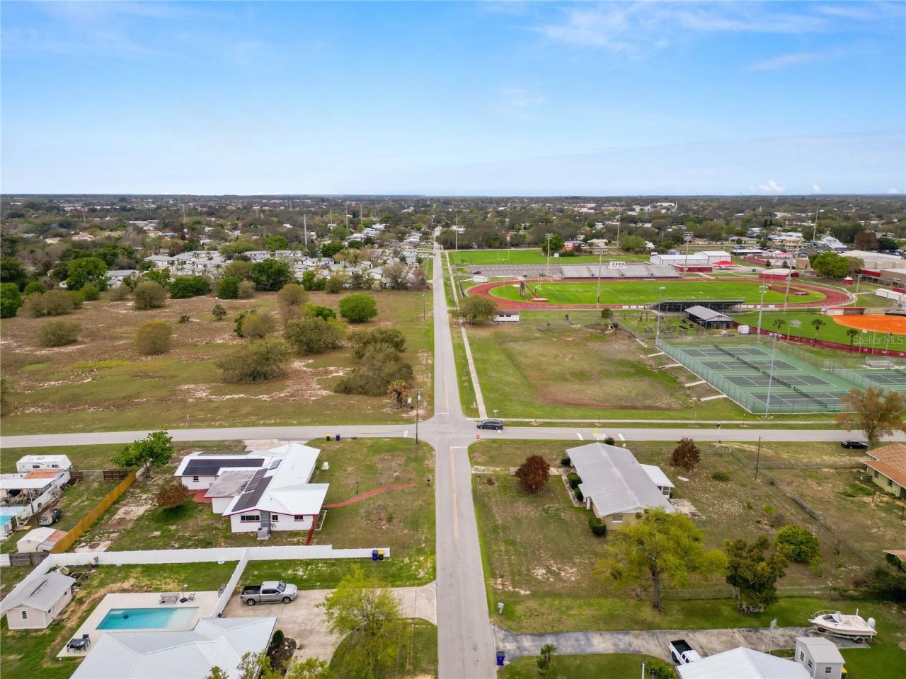 800 E Canfield Street , Avon Park, FL 33825 Photo