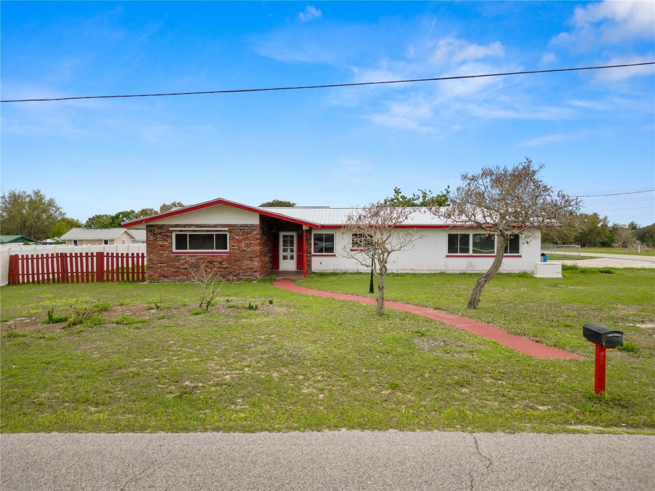 800 E Canfield Street , Avon Park, FL 33825 Photo