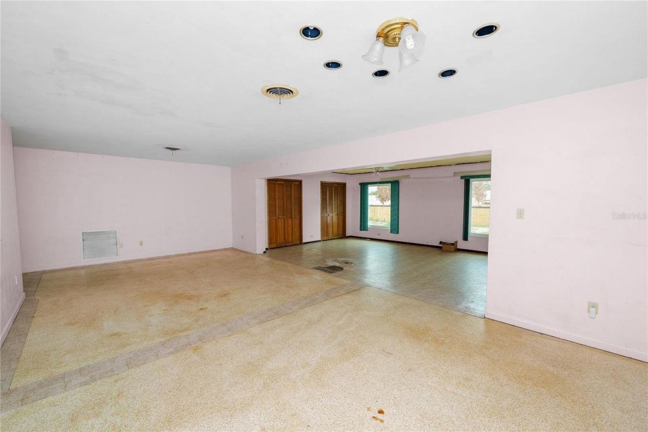 800 E Canfield Street , Avon Park, FL 33825 Photo