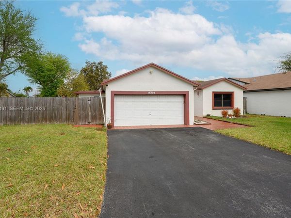 13329 SW 113th Pl , Miami, FL 33176