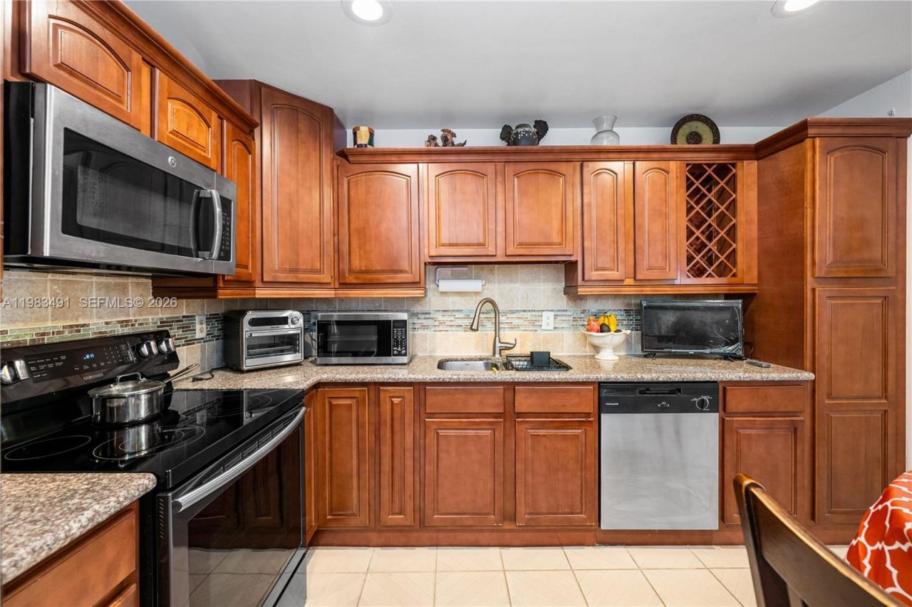 13329 SW 113th Pl , Miami, FL 33176 Photo