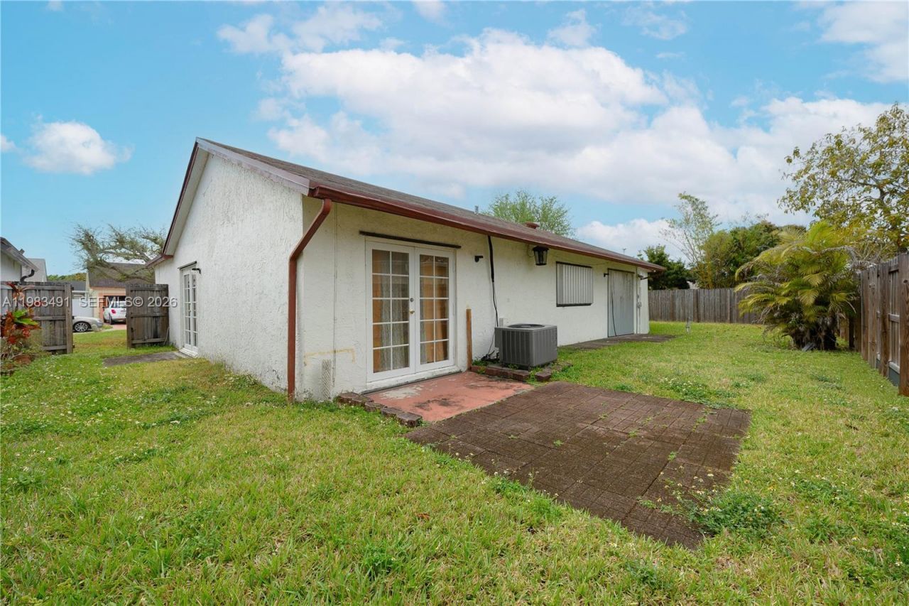 13329 SW 113th Pl , Miami, FL 33176 Photo