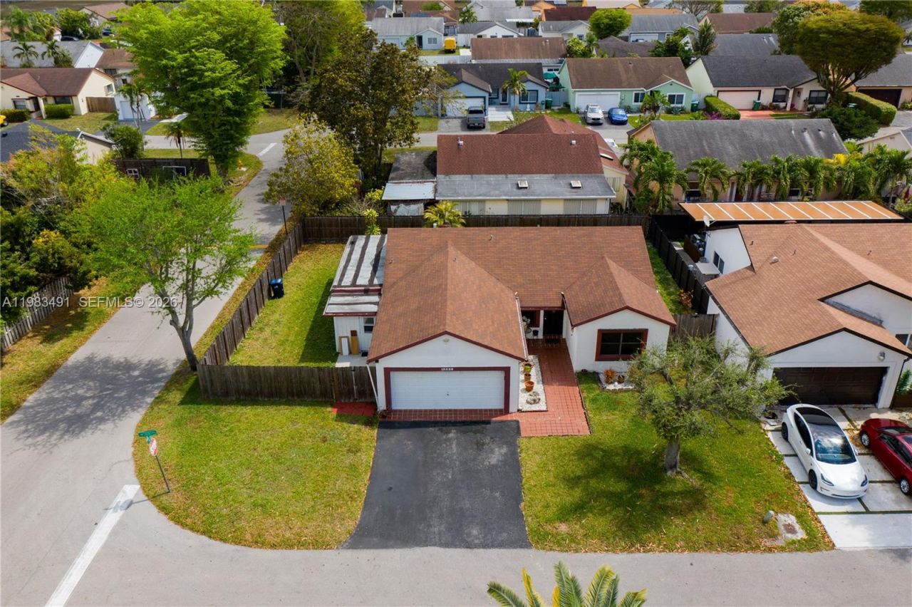 13329 SW 113th Pl , Miami, FL 33176 Photo